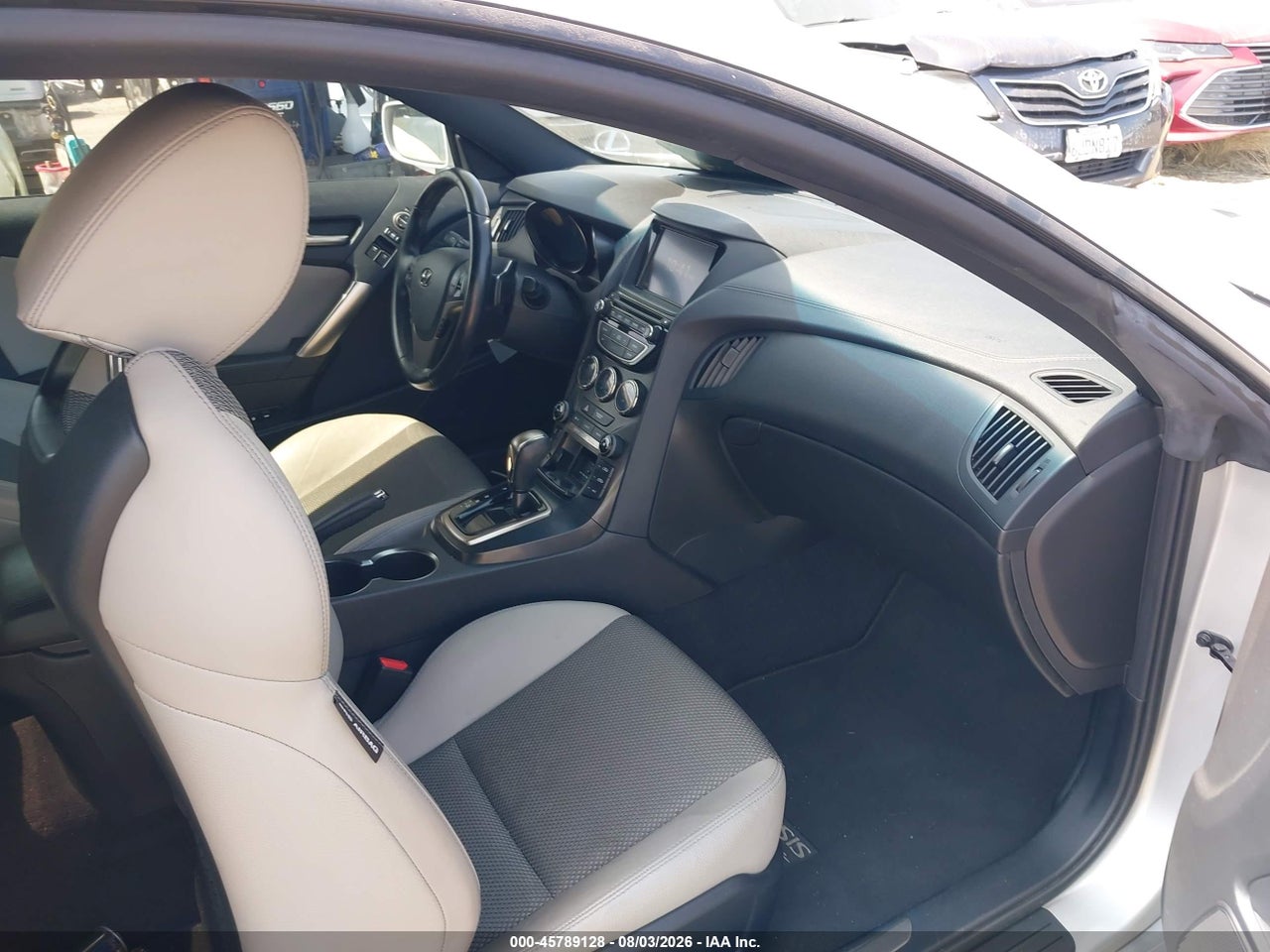 2014 HYUNDAI GENESIS 2.0T PREMIUM · 5/11