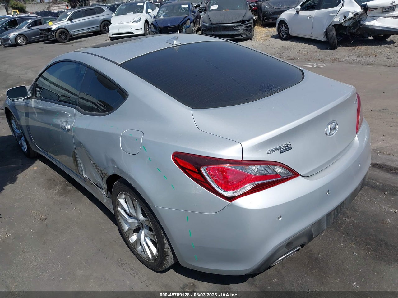 2014 HYUNDAI GENESIS 2.0T PREMIUM · 3/11