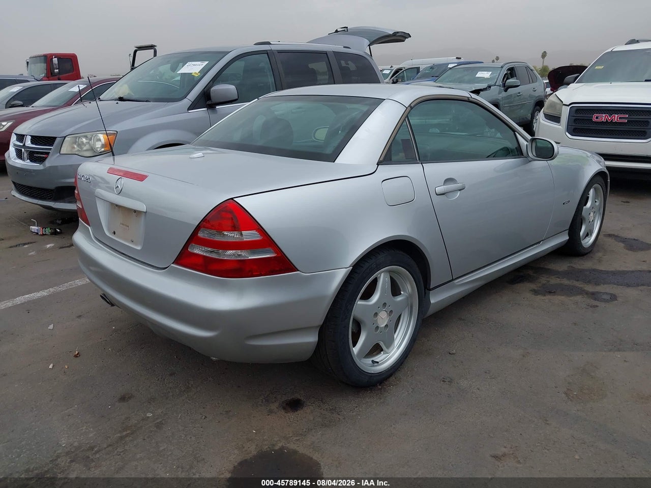 2001 MERCEDES-BENZ SLK 320 · 4/11