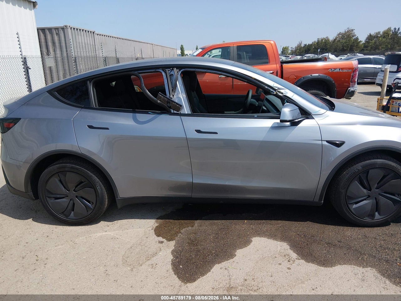 2026 TESLA MODEL Y PREMIUM REAR-WHEEL DRIVE/REAR-WHEEL DRIVE · 6/11