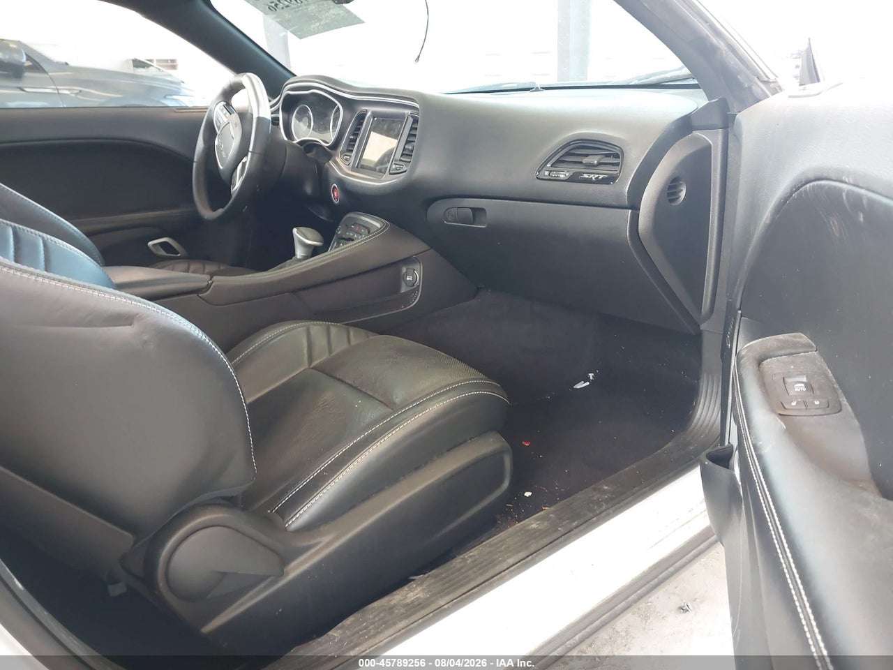 2016 DODGE CHALLENGER SRT 392 · 5/11