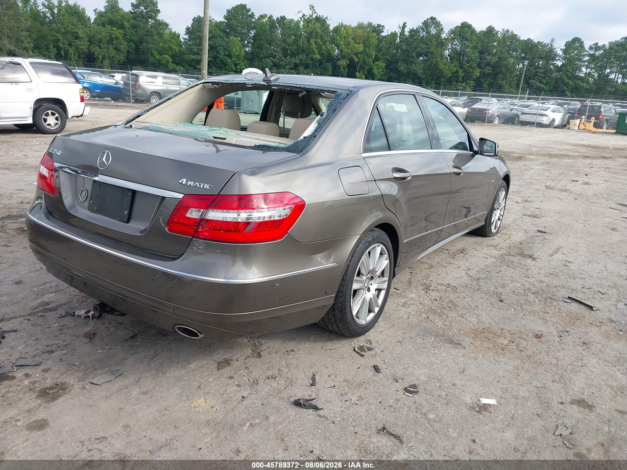 2012 MERCEDES-BENZ E 350 4MATIC · 4/11