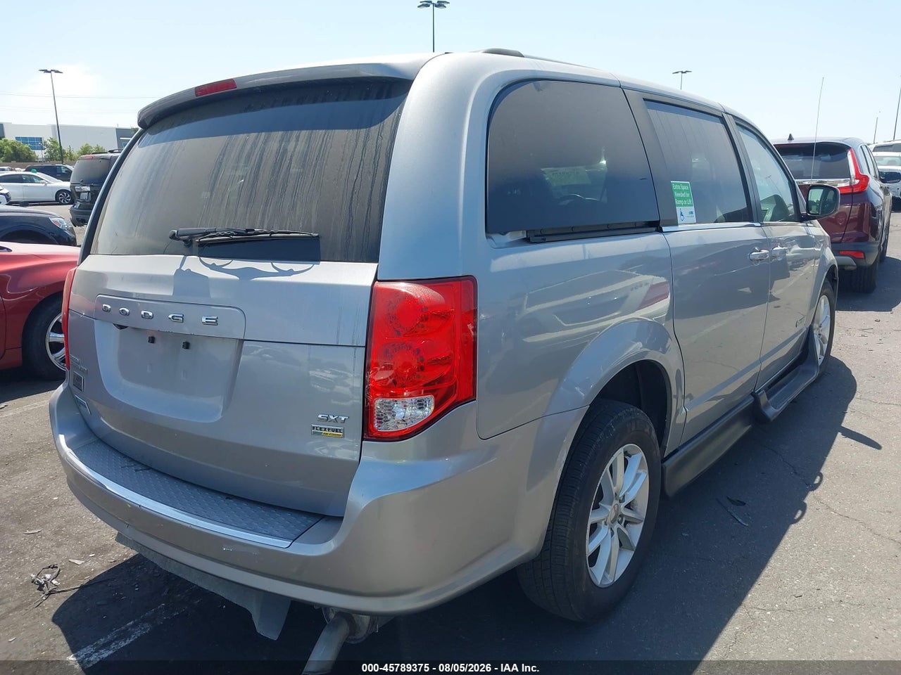 2019 DODGE GRAND CARAVAN SXT · 4/11