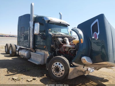 2017 PETERBILT 567