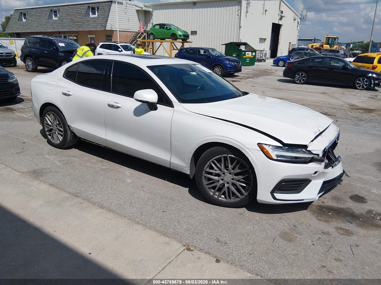 7JR102FK9LG****** · 2020 VOLVO S60 T5 MOMENTUM