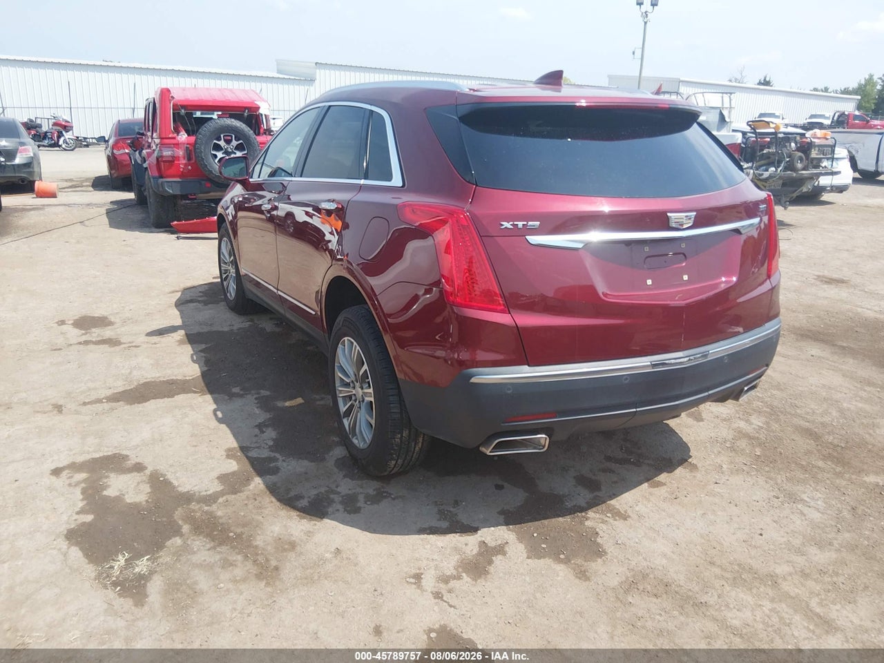 2017 CADILLAC XT5 LUXURY · 3/11