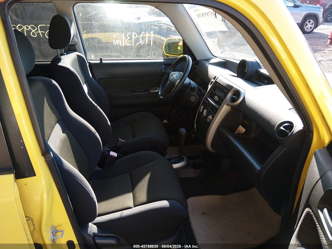 2005 SCION XB · 5/11