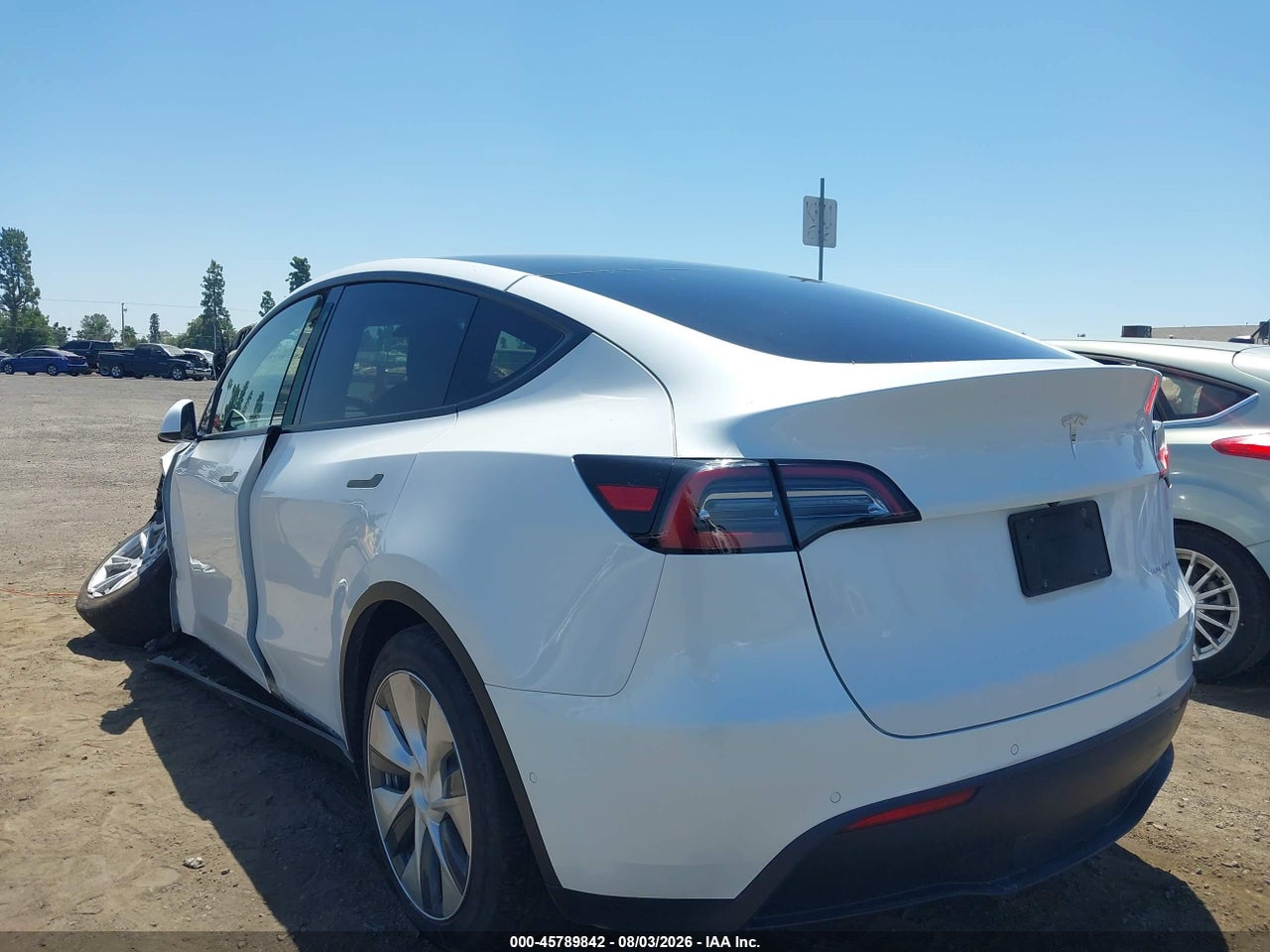 2022 TESLA MODEL Y LONG RANGE DUAL MOTOR ALL-WHEEL DRIVE · 3/9