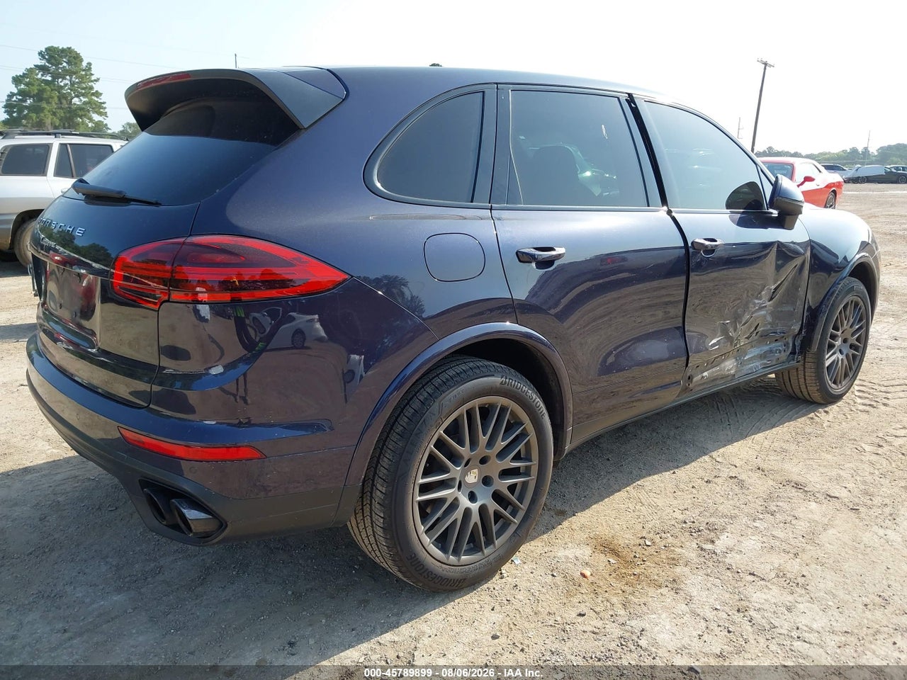 2017 PORSCHE CAYENNE PLATINUM EDITION · 4/11