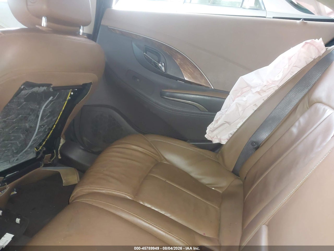 1G4GB5G38EF****** · 2014 BUICK LACROSSE LEATHER GROUP · 8/10