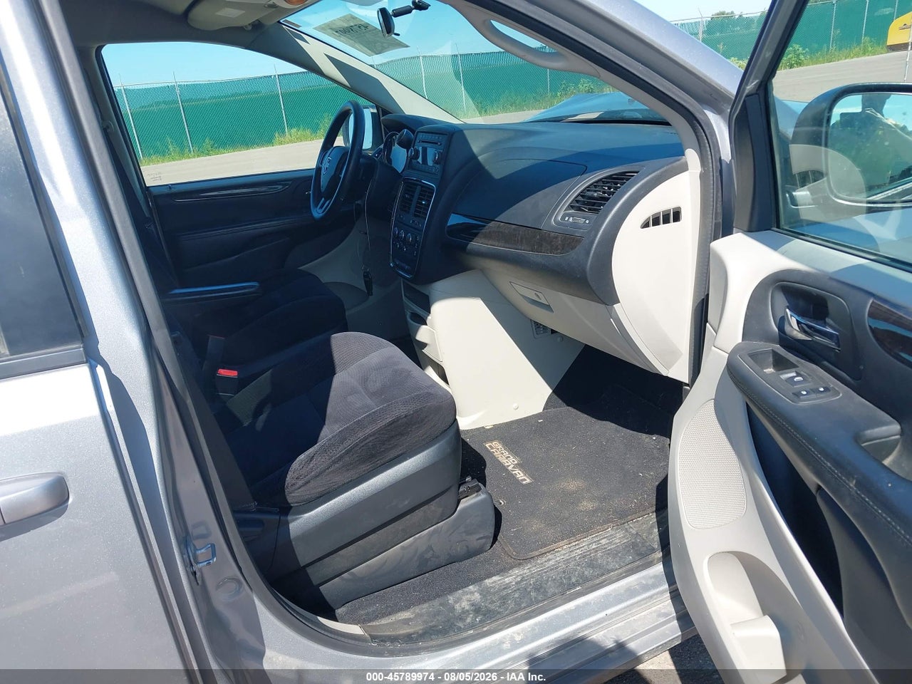 2014 DODGE GRAND CARAVAN SE · 5/11