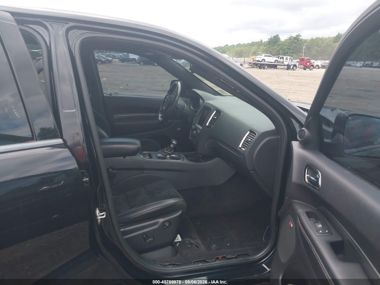 2018 DODGE DURANGO SRT AWD · 5/11