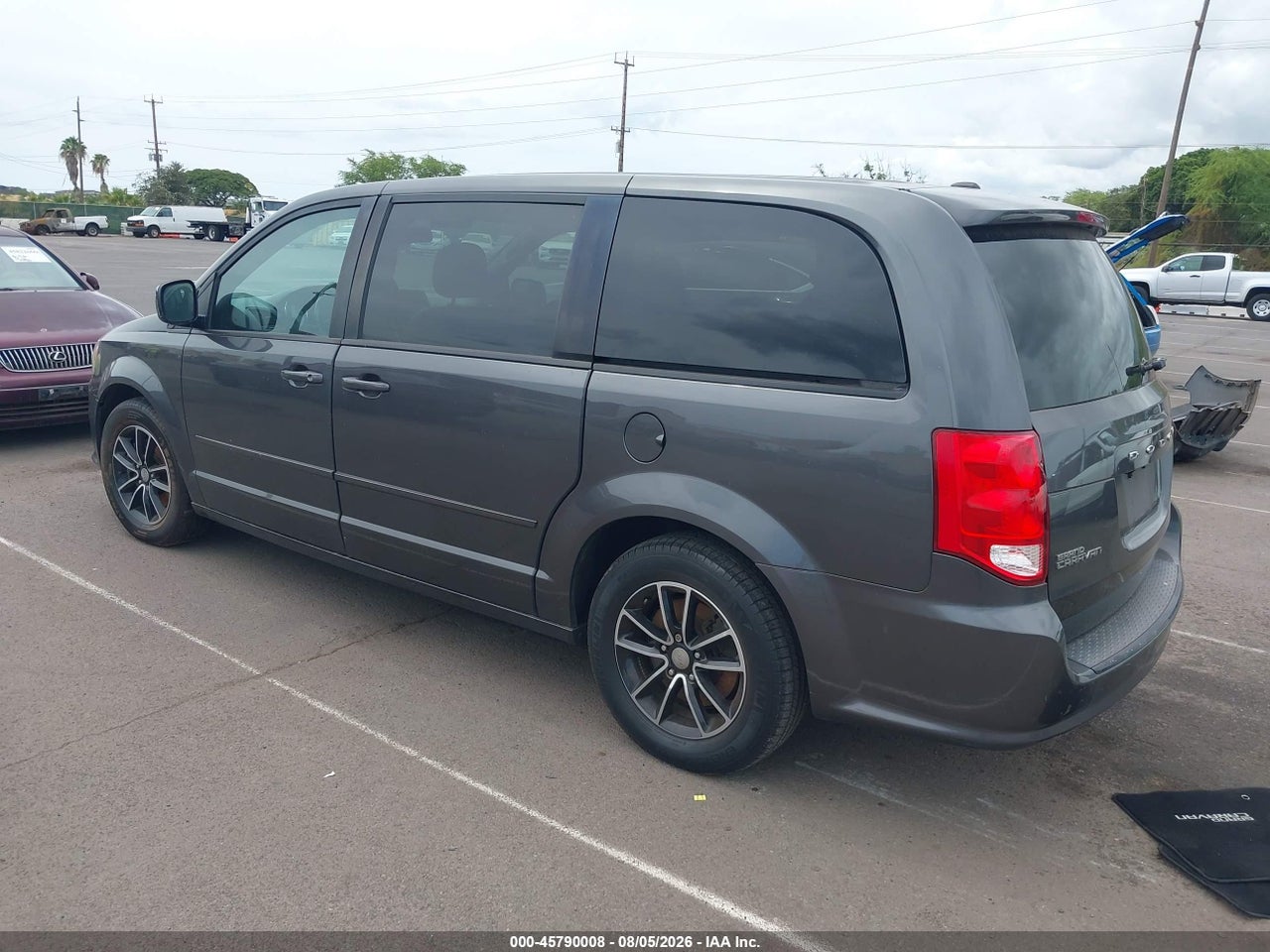 2016 DODGE GRAND CARAVAN SXT · 3/11