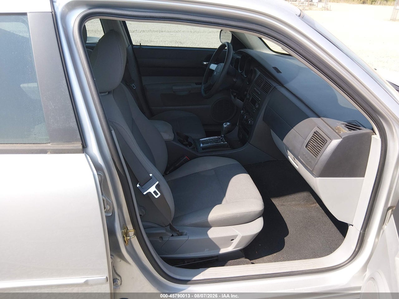 2006 DODGE CHARGER   · 5/11