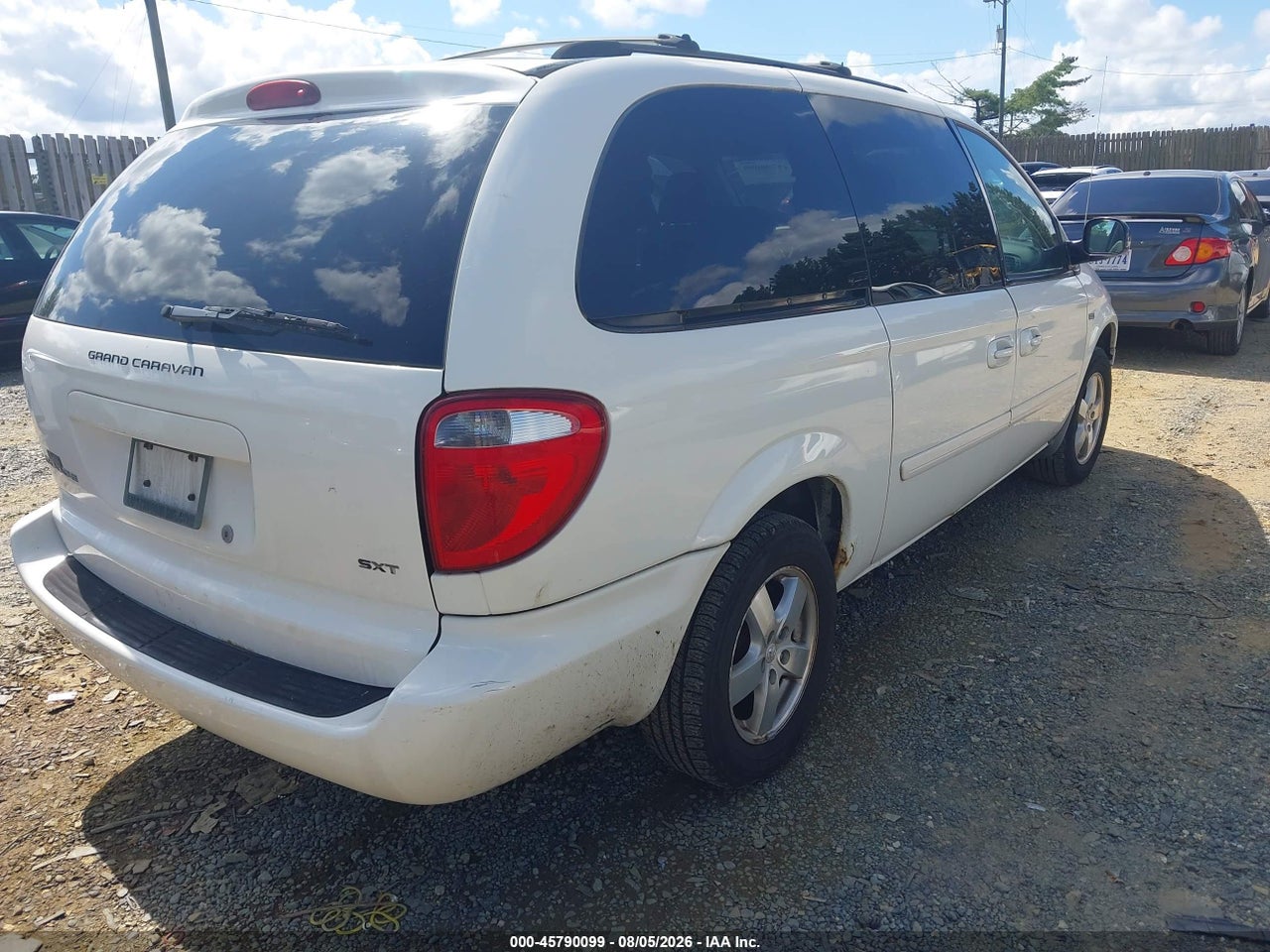 2007 DODGE GRAND CARAVAN SXT · 4/11