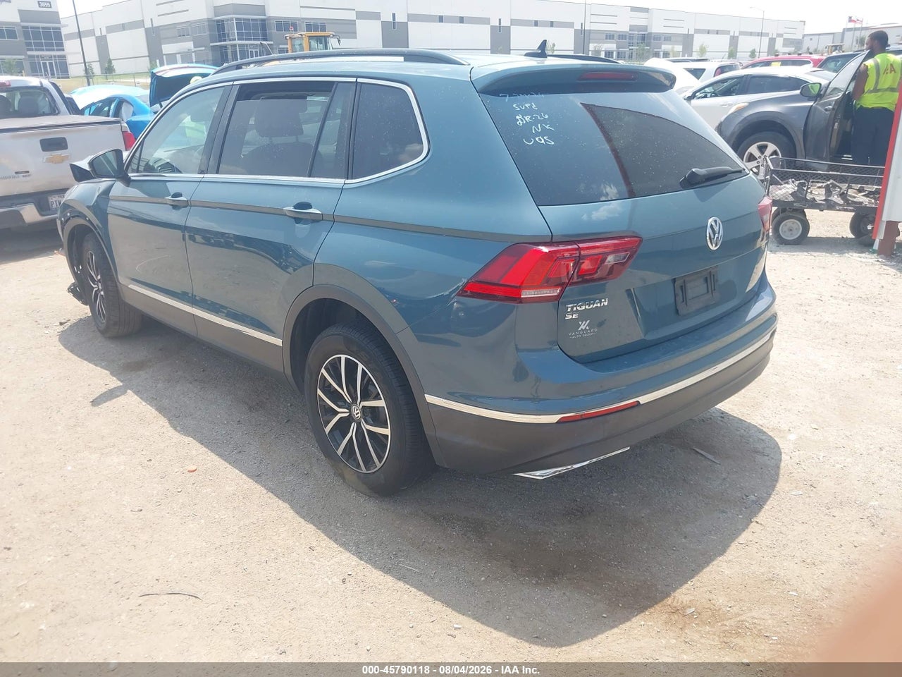 2021 VOLKSWAGEN TIGUAN 2.0T SE/2.0T SE R-LINE BLACK/2.0T SEL · 3/11