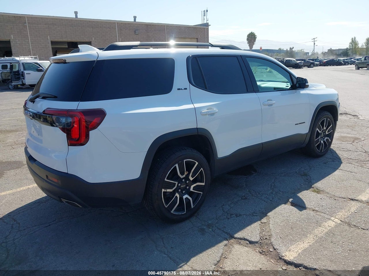 2021 GMC ACADIA FWD SLE · 4/11
