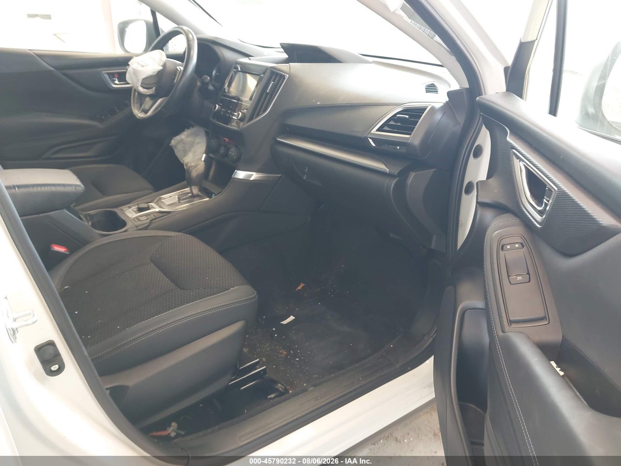 2024 SUBARU FORESTER PREMIUM · 5/11