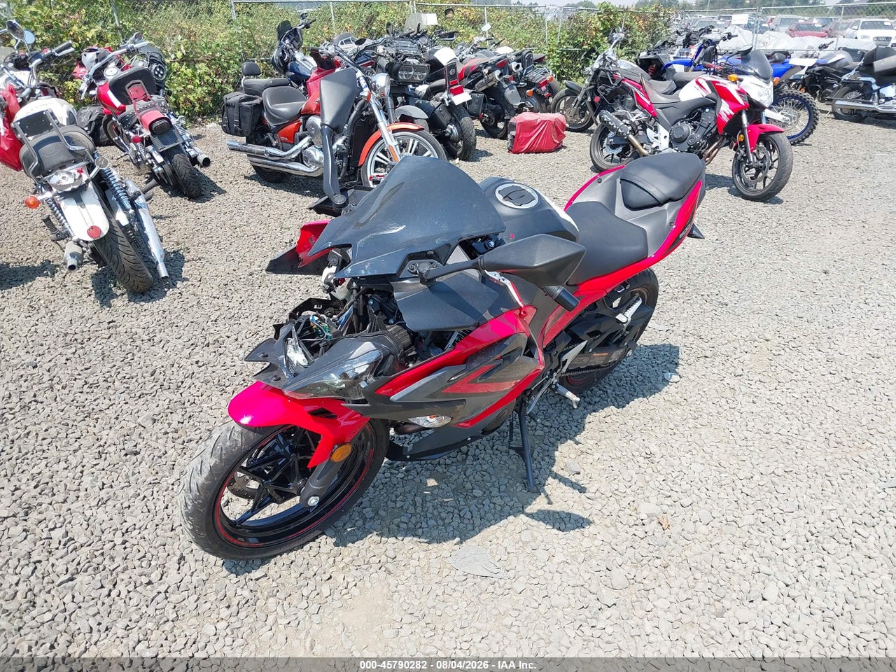 2025 KAWASAKI EX500 · 2/11