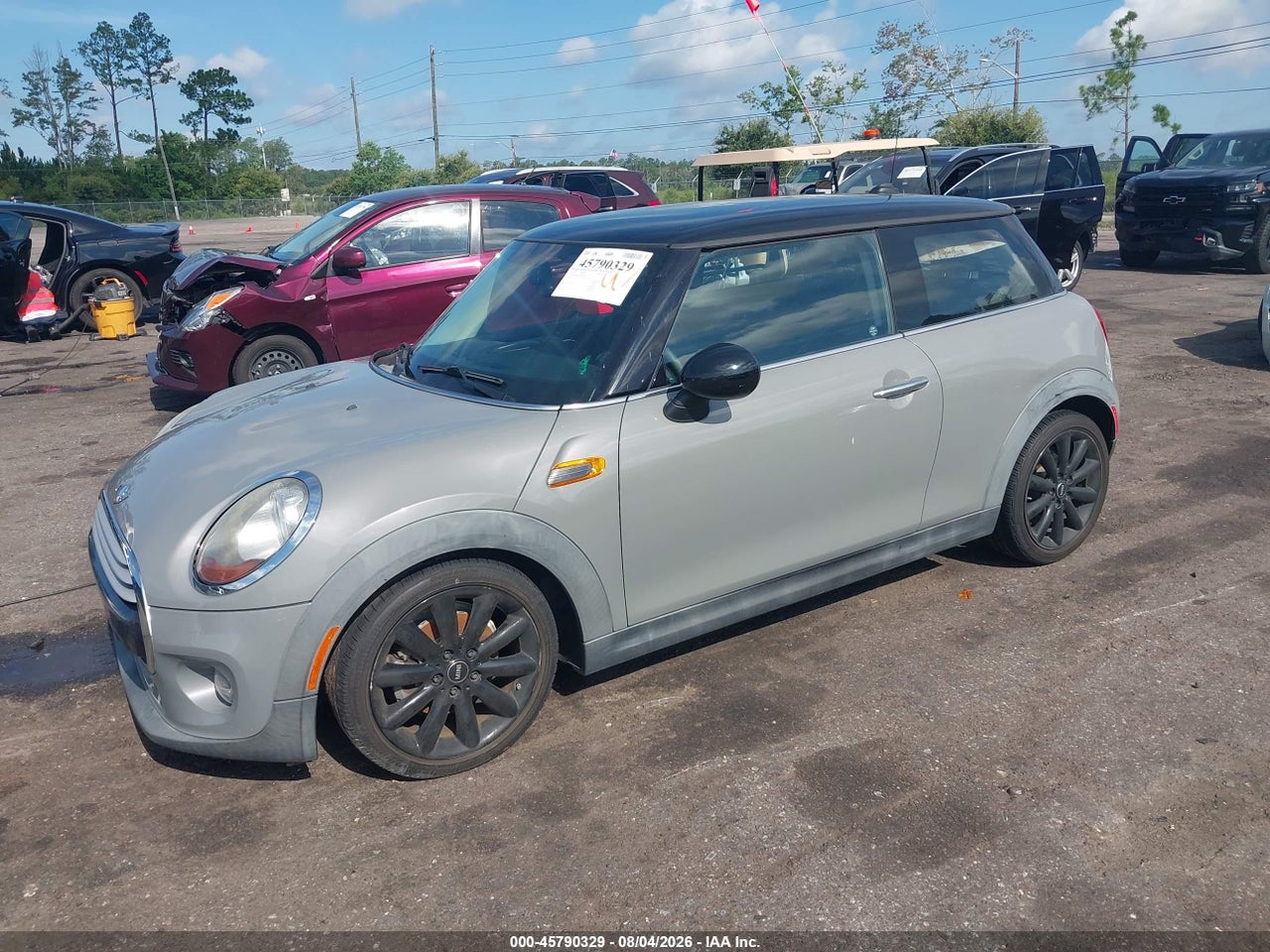 WMWXM5C50ET****** · 2014 MINI HARDTOP COOPER · 2/11