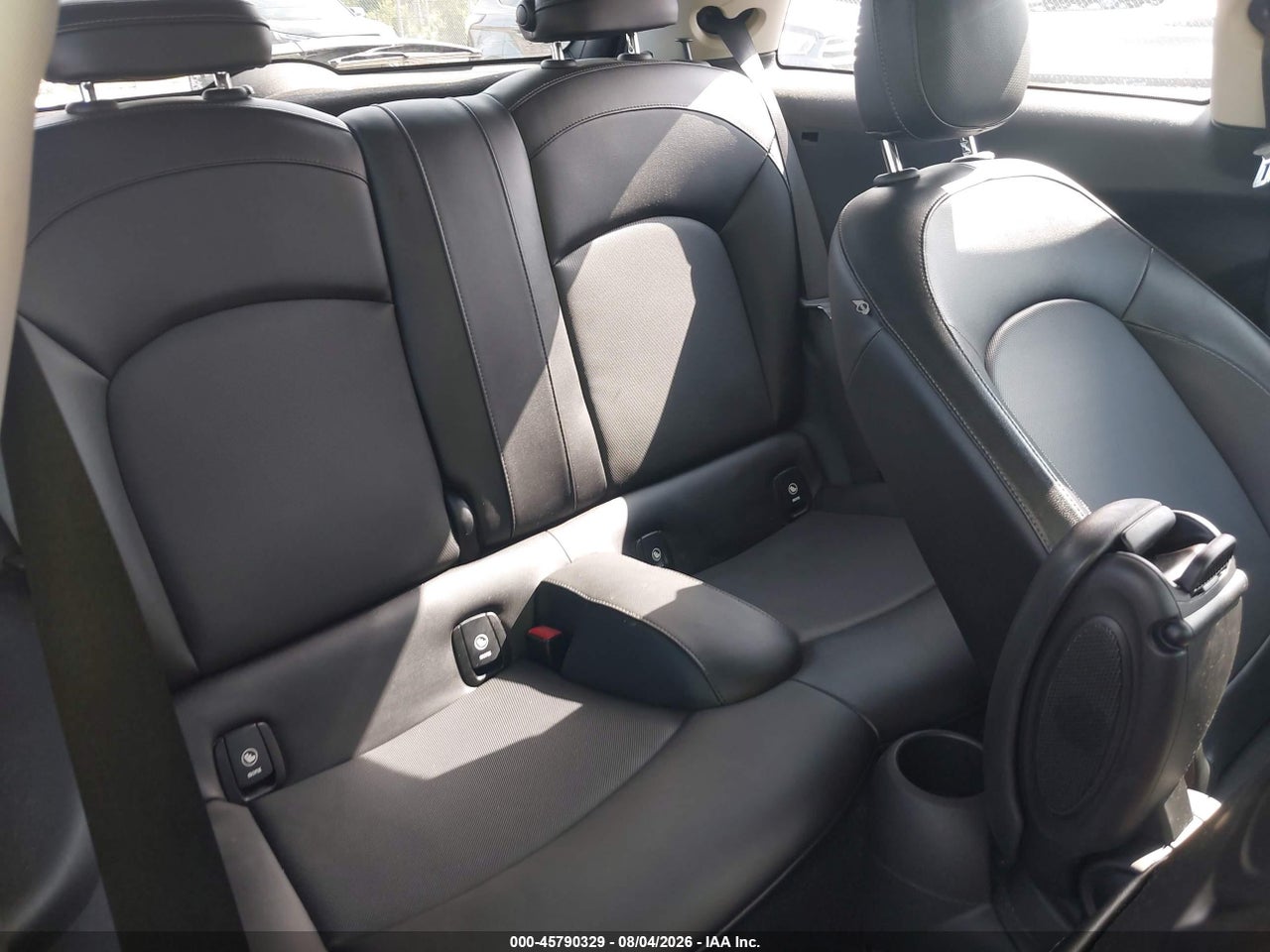 WMWXM5C50ET****** · 2014 MINI HARDTOP COOPER · 8/11