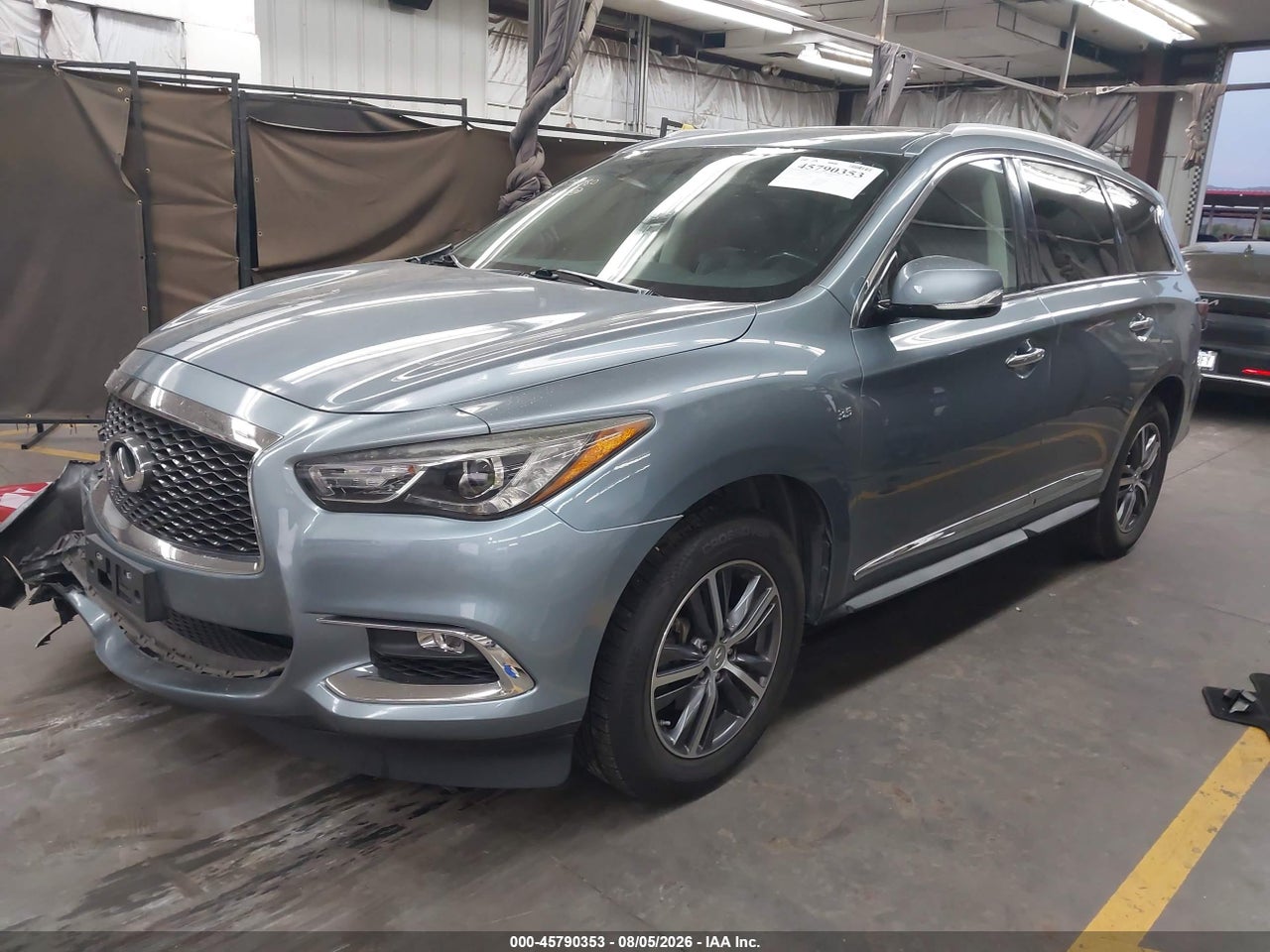 2018 INFINITI QX60 · 2/11