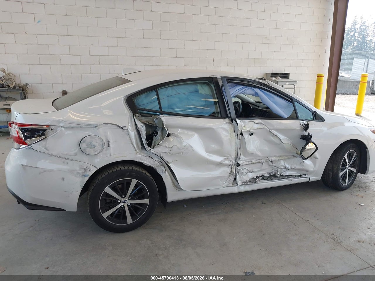 2019 SUBARU IMPREZA 2.0I PREMIUM · 6/10