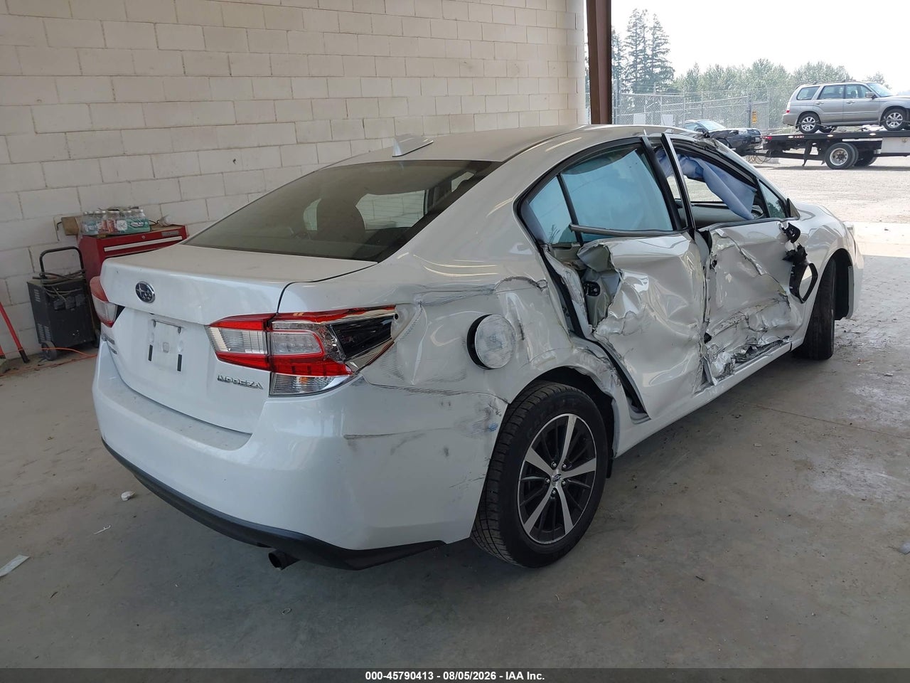 2019 SUBARU IMPREZA 2.0I PREMIUM · 4/10