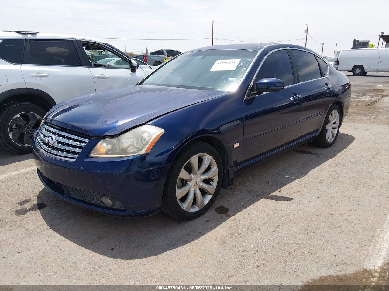 2006 INFINITI M35 · 2/11