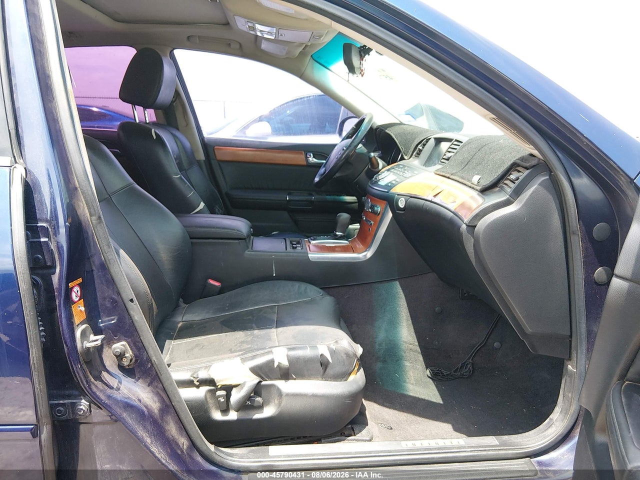 2006 INFINITI M35 · 5/11