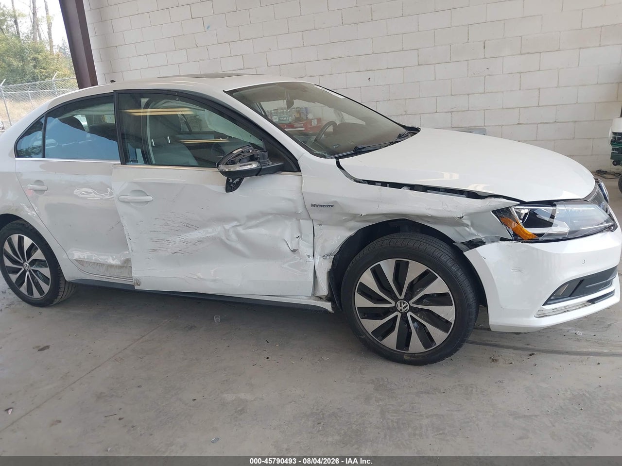 2015 VOLKSWAGEN JETTA HYBRID SEL PREMIUM · 6/11