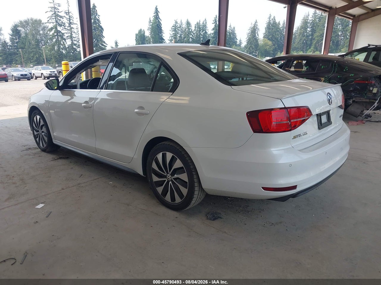 2015 VOLKSWAGEN JETTA HYBRID SEL PREMIUM · 3/11