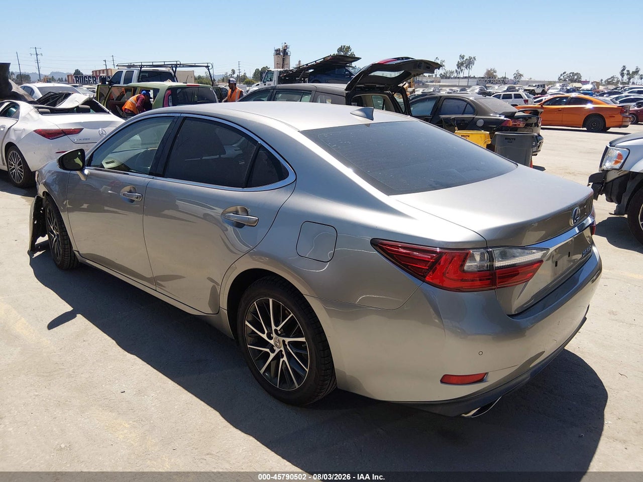 2017 LEXUS ES 350 · 3/11
