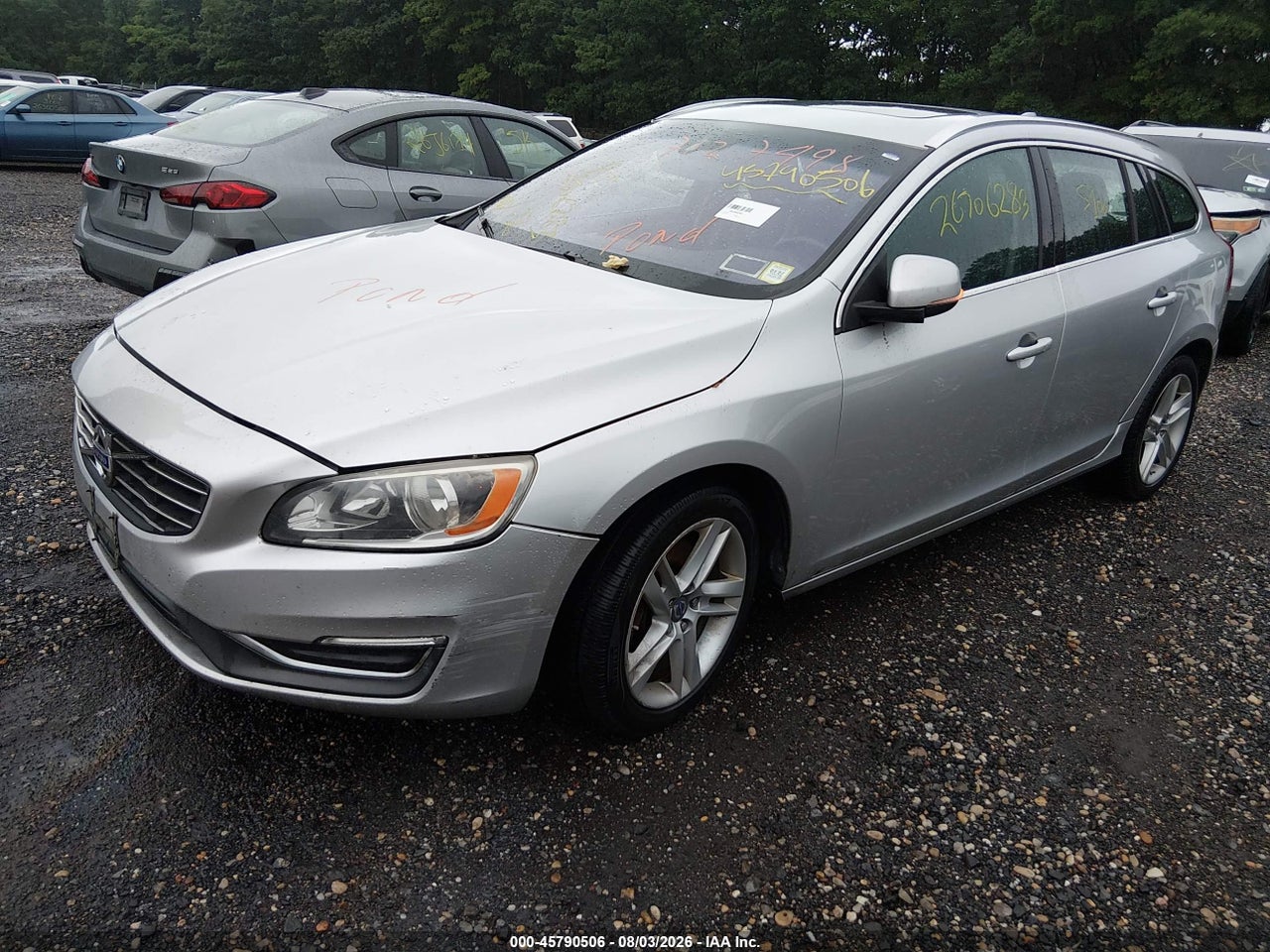 2015 VOLVO V60 T5 PREMIER · 2/11
