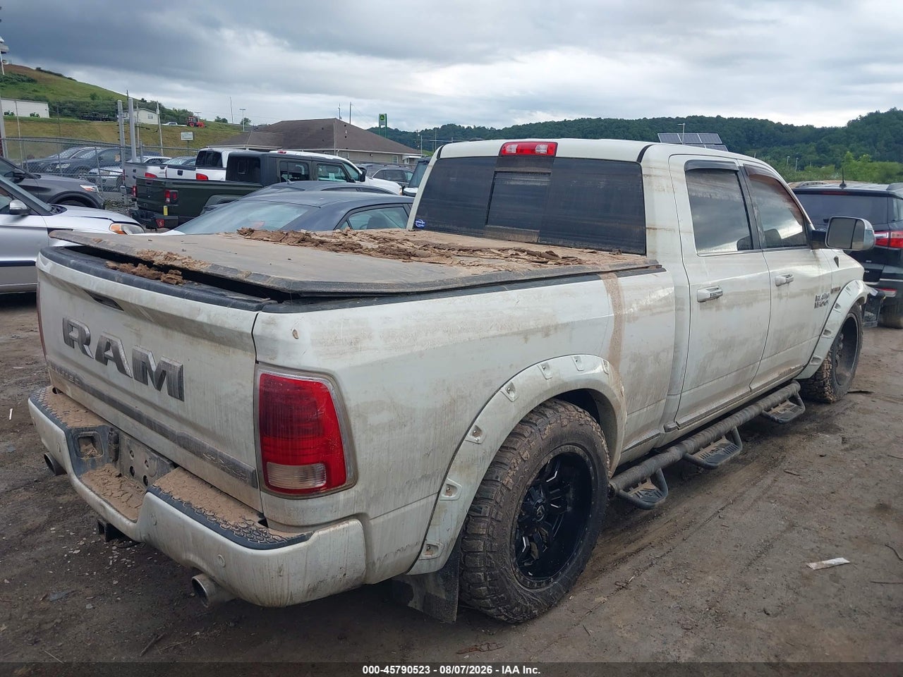 2017 RAM 1500 LONGHORN · 4/11