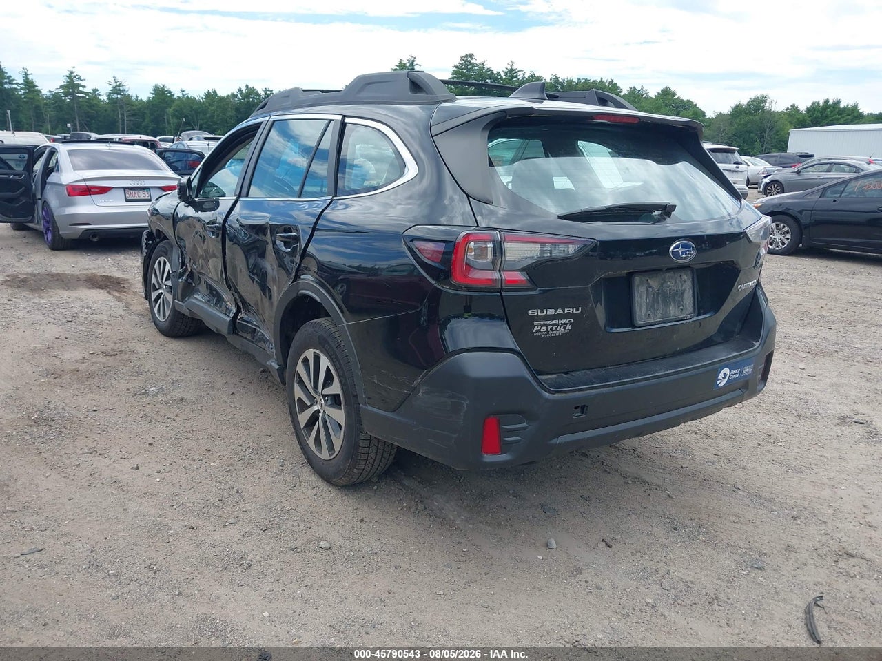 2020 SUBARU OUTBACK · 3/11