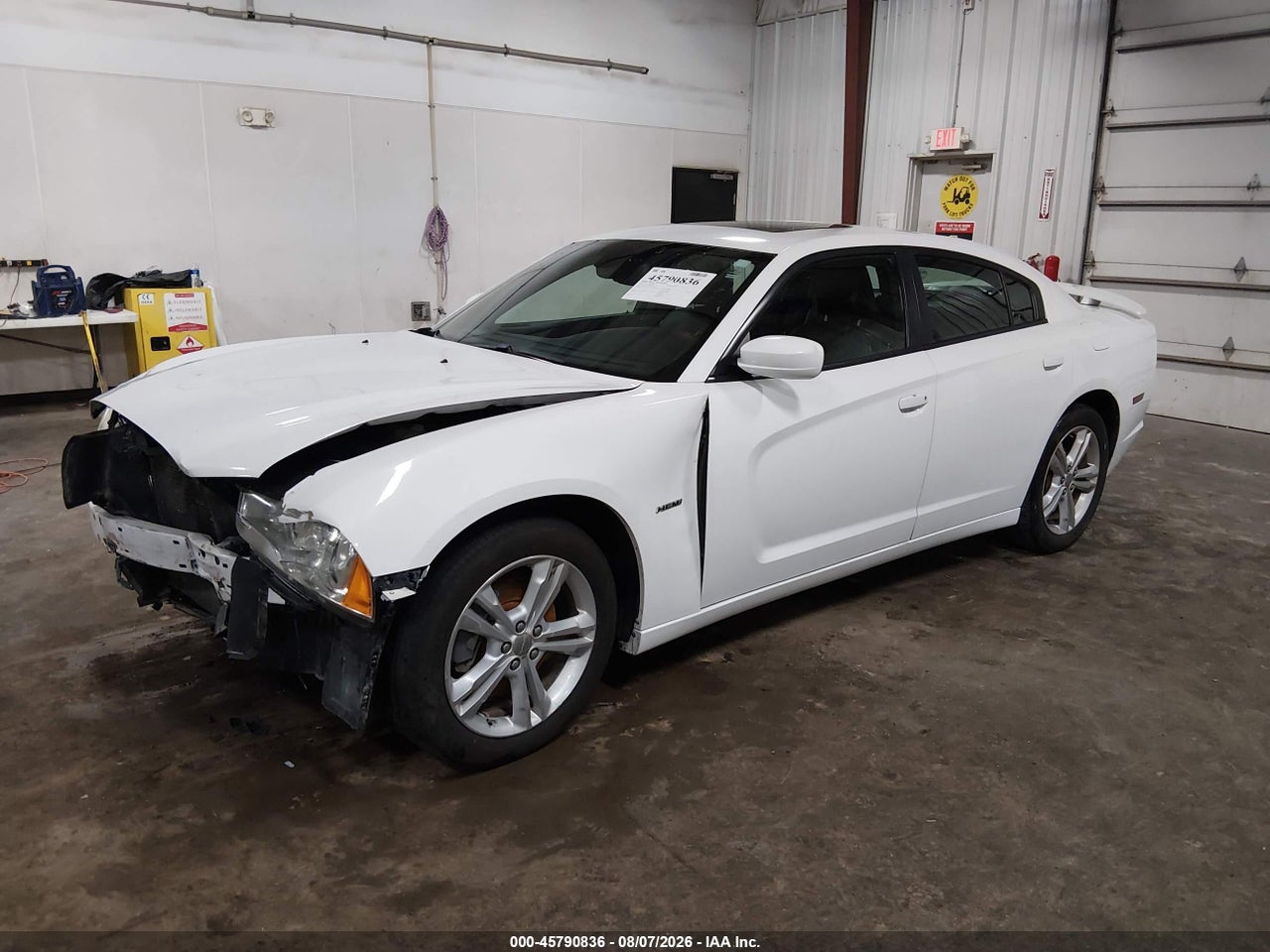 2011 DODGE CHARGER R/T · 2/11