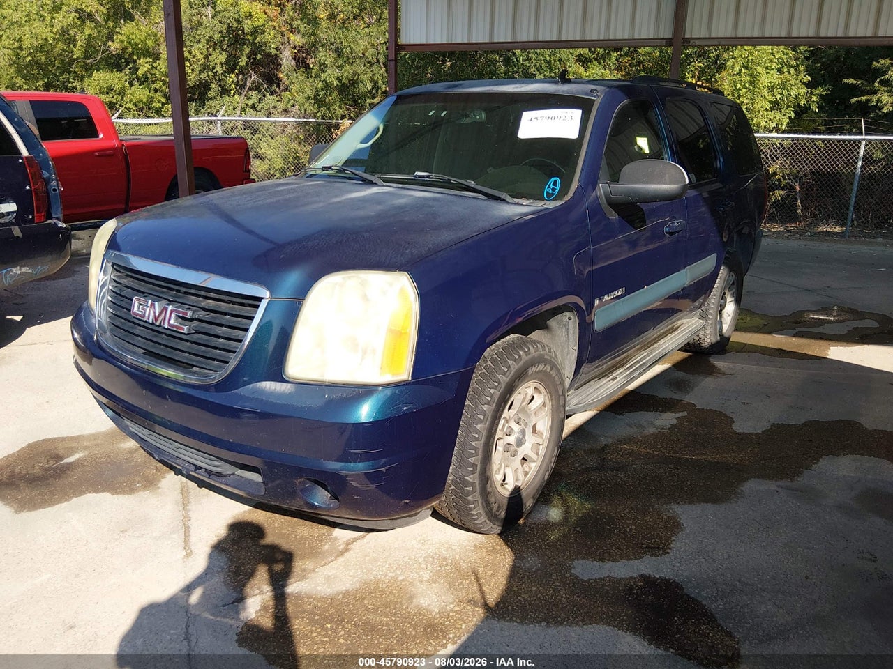 2007 GMC YUKON SLE · 2/11