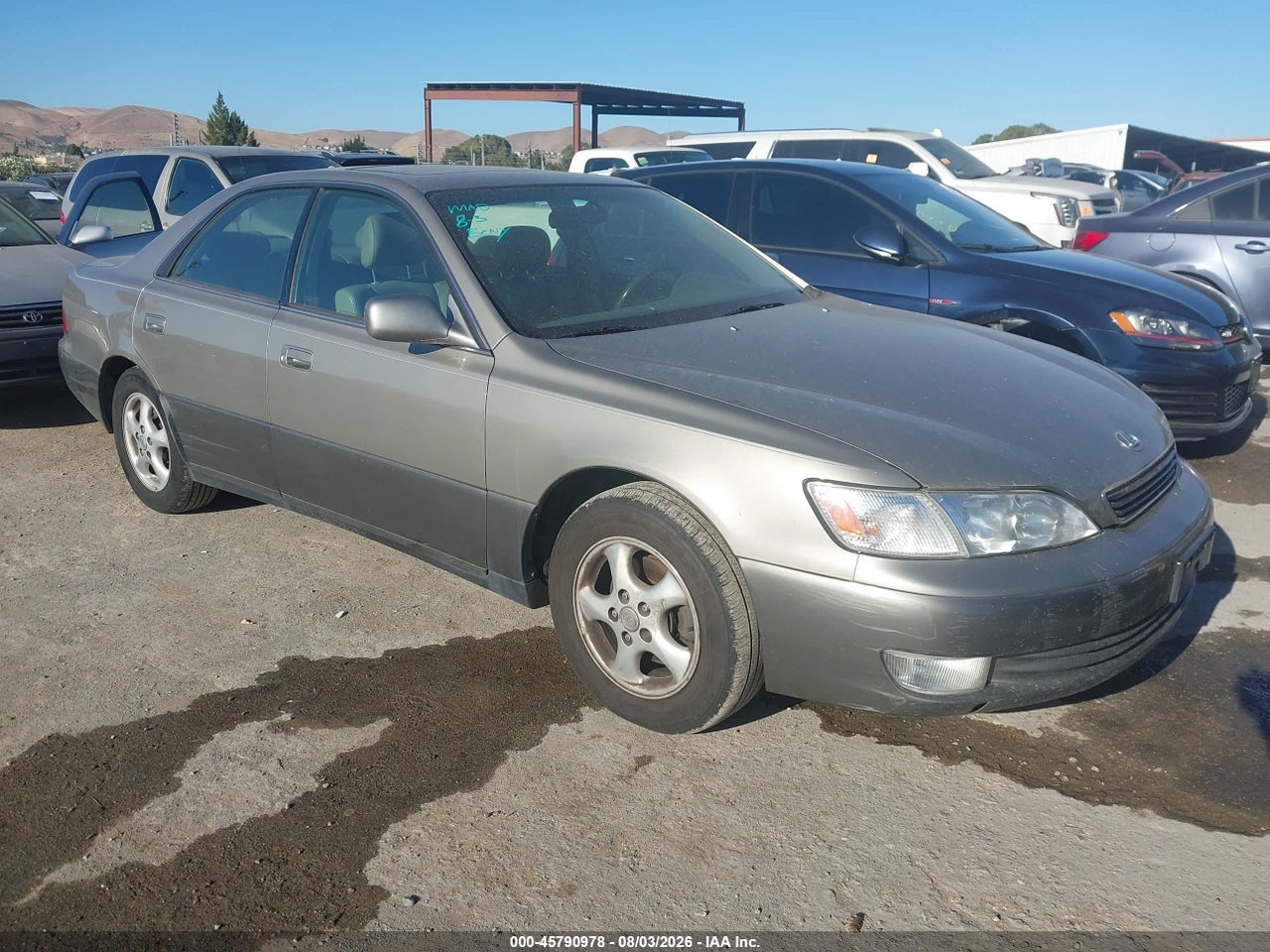 JT8BF28G2W5****** · 1998 LEXUS ES 300