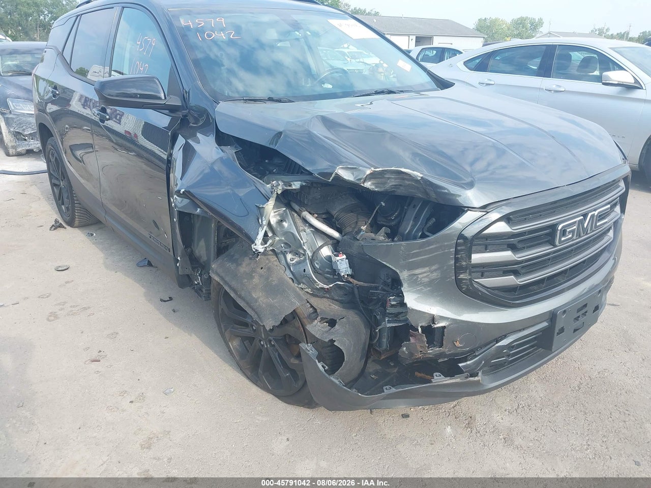 2019 GMC TERRAIN SLE · 6/11