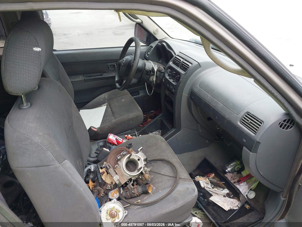 2004 NISSAN FRONTIER XE · 5/11