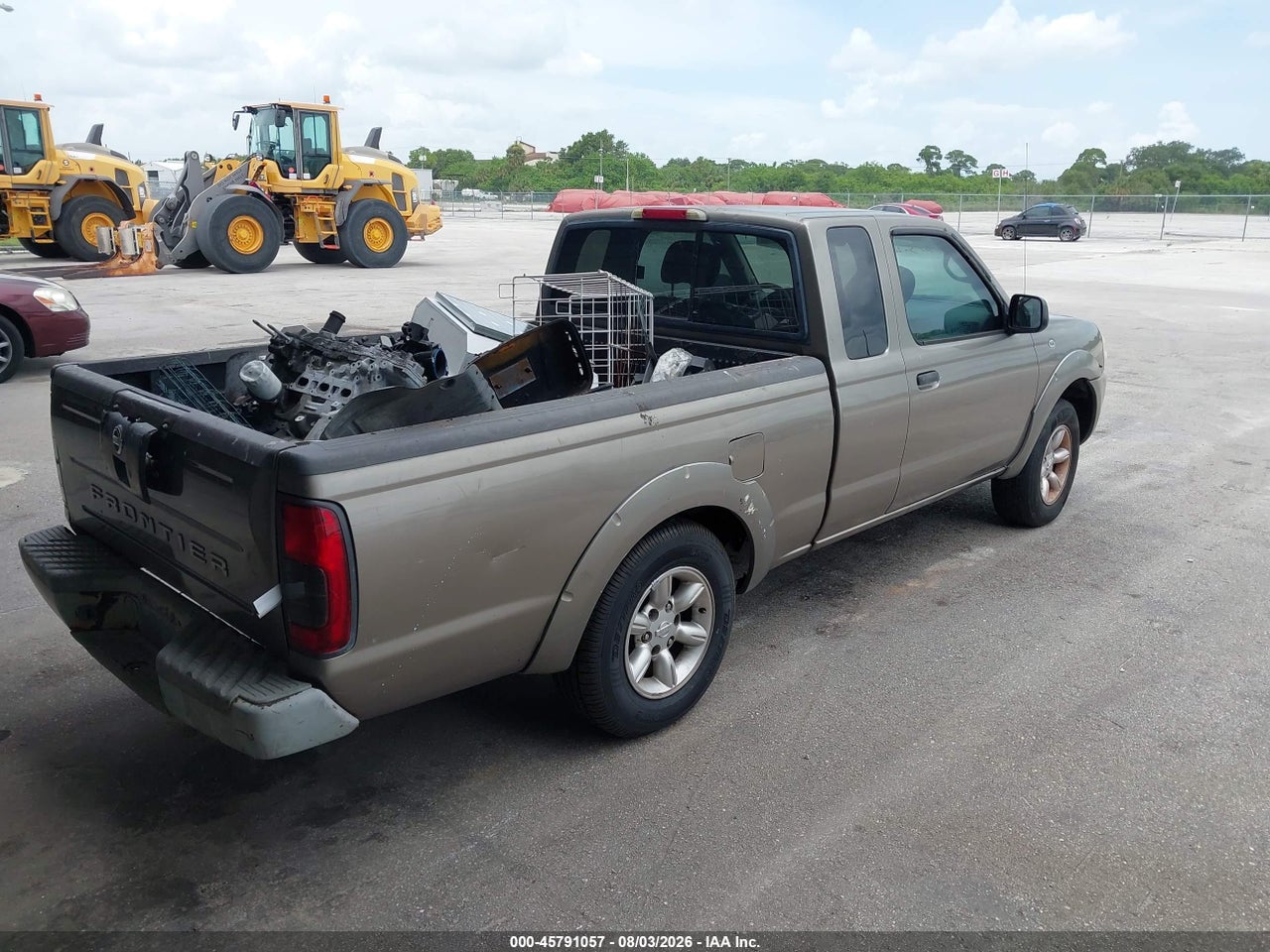 2004 NISSAN FRONTIER XE · 4/11