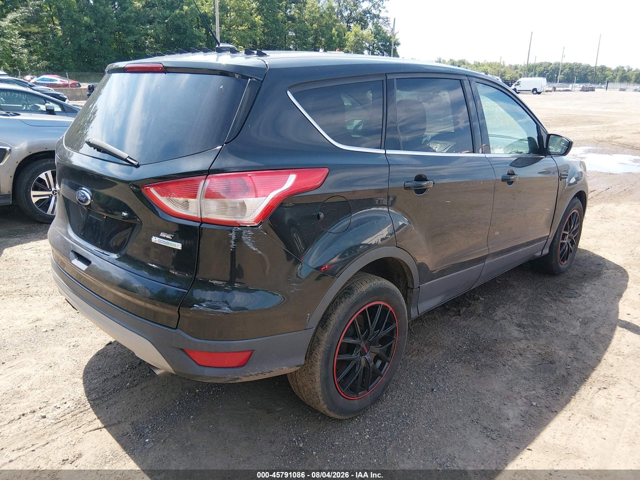 2014 FORD ESCAPE SE · 4/11