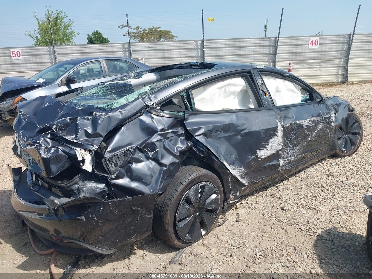 2025 TESLA MODEL 3 LONG RANGE REAR-WHEEL DRIVE/STANDARD REAR-WHEEL DRIVE · 4/10
