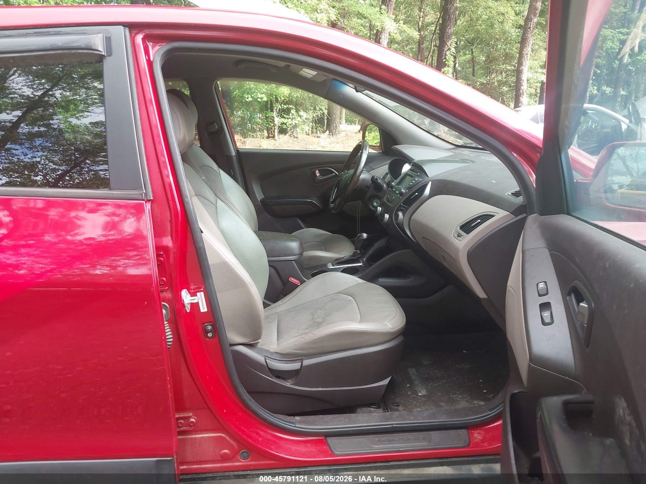 2014 HYUNDAI TUCSON SE · 5/11