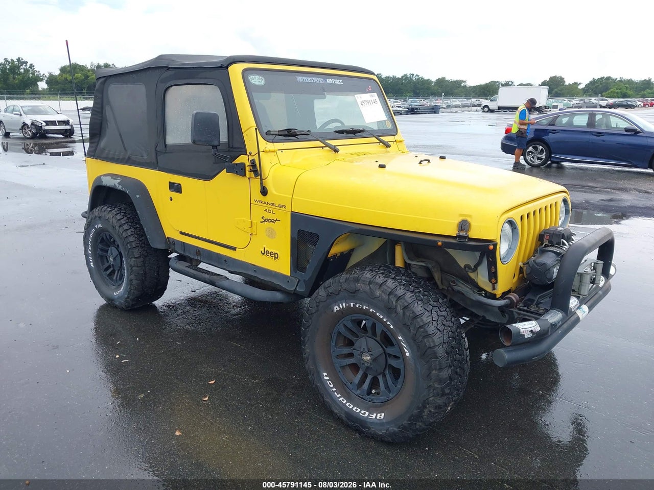 1J4FA49S3YP****** · 2000 JEEP WRANGLER SPORT