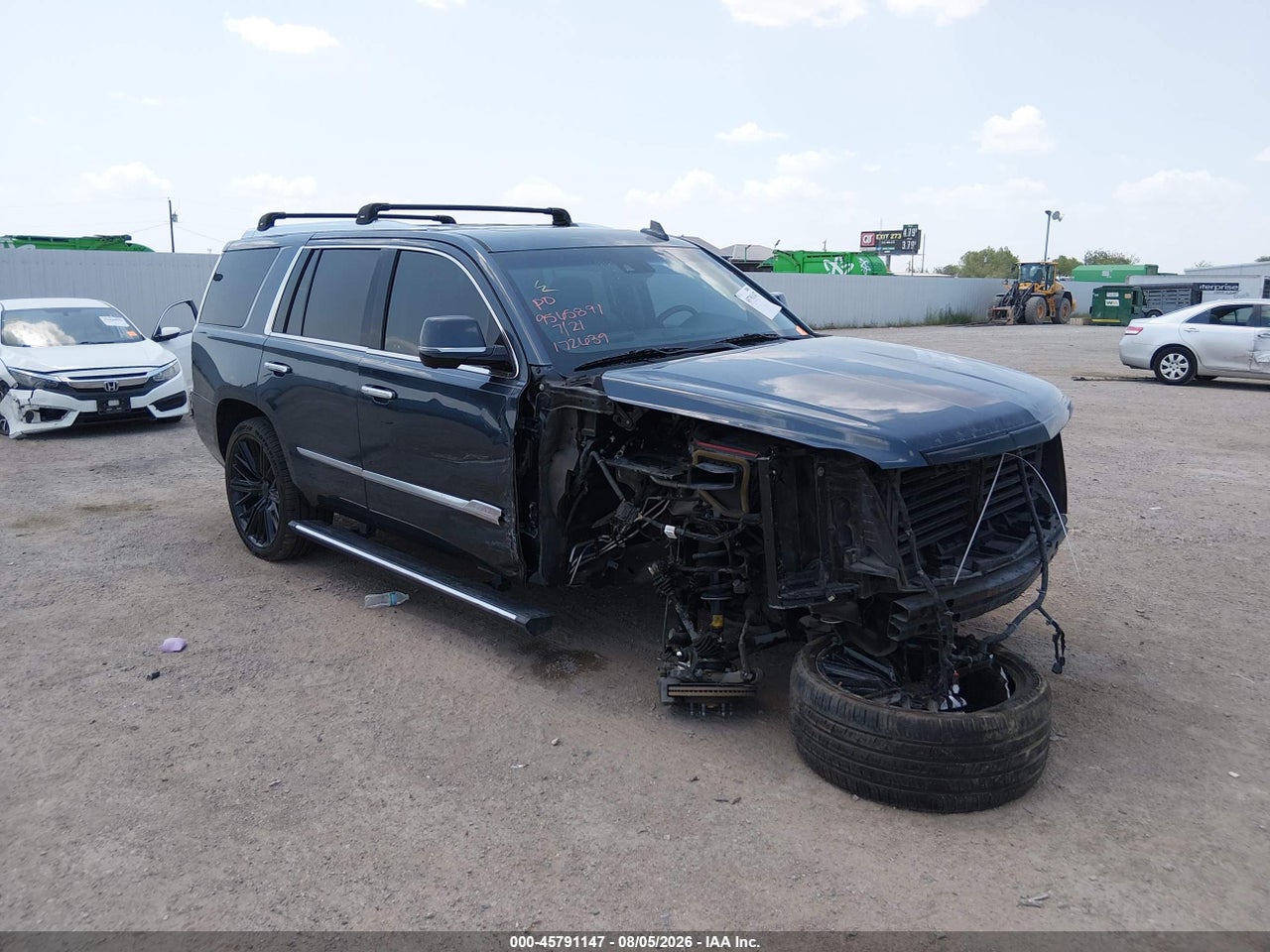 1GYS4CKJ2KR****** · 2019 CADILLAC ESCALADE PREMIUM LUXURY