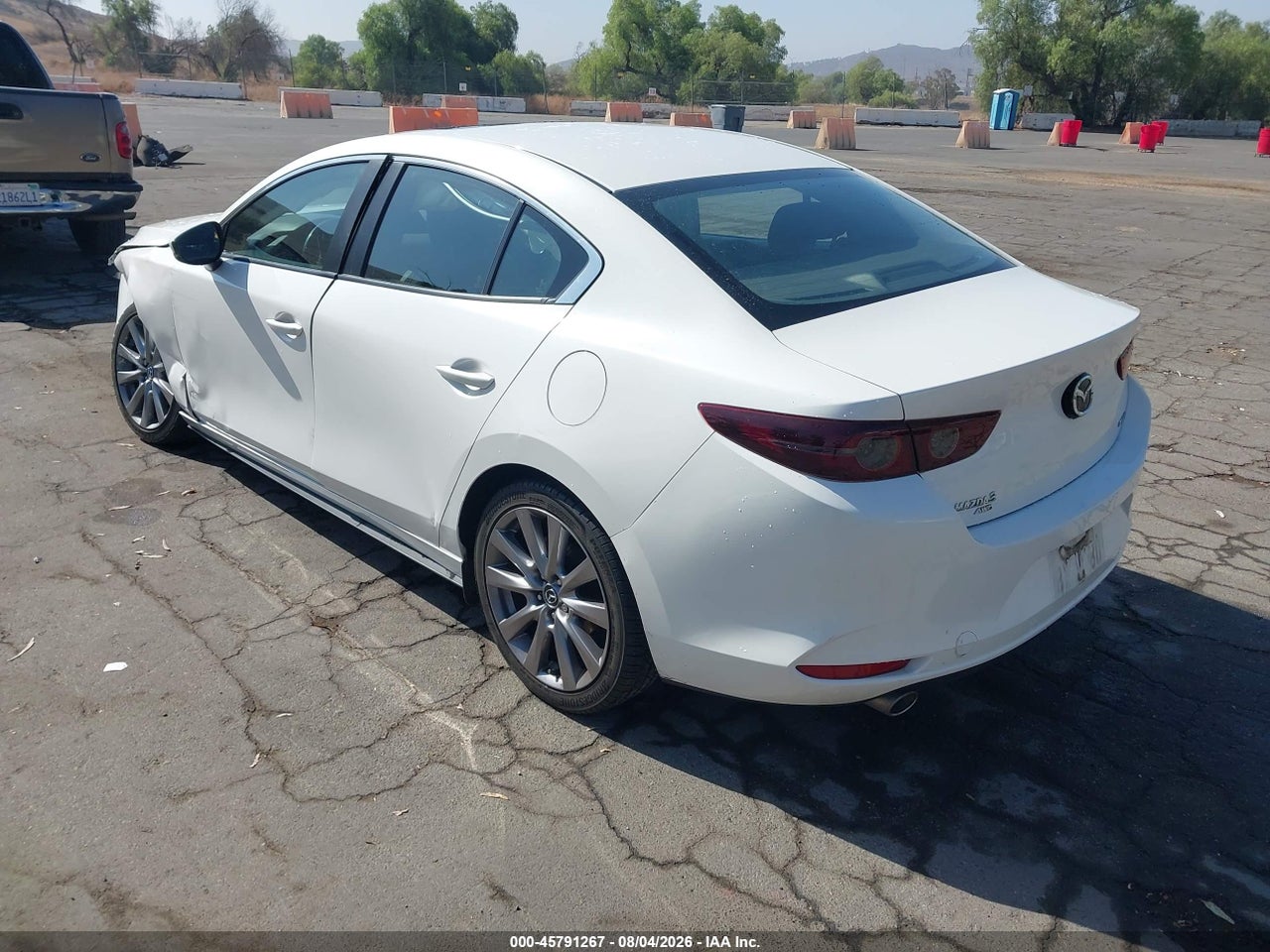 2021 MAZDA MAZDA3 PREFERRED · 3/11