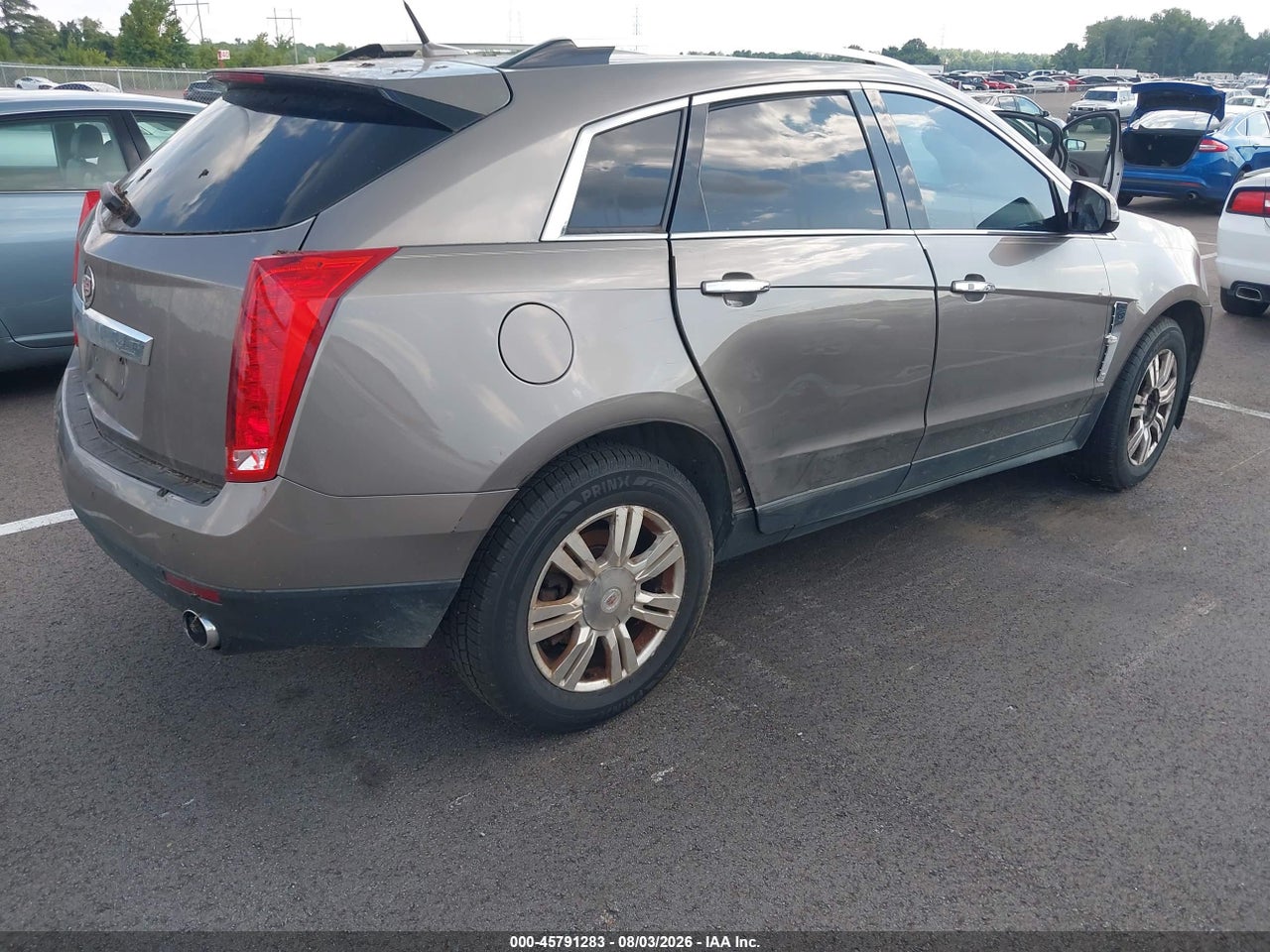 2011 CADILLAC SRX LUXURY COLLECTION · 4/11