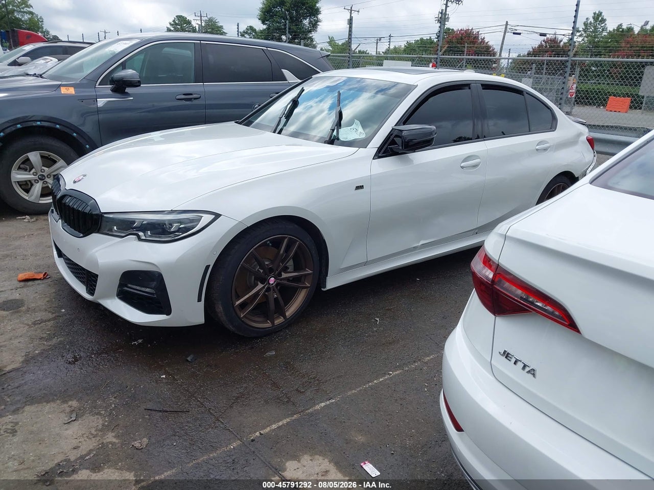 2019 BMW 330I · 2/11